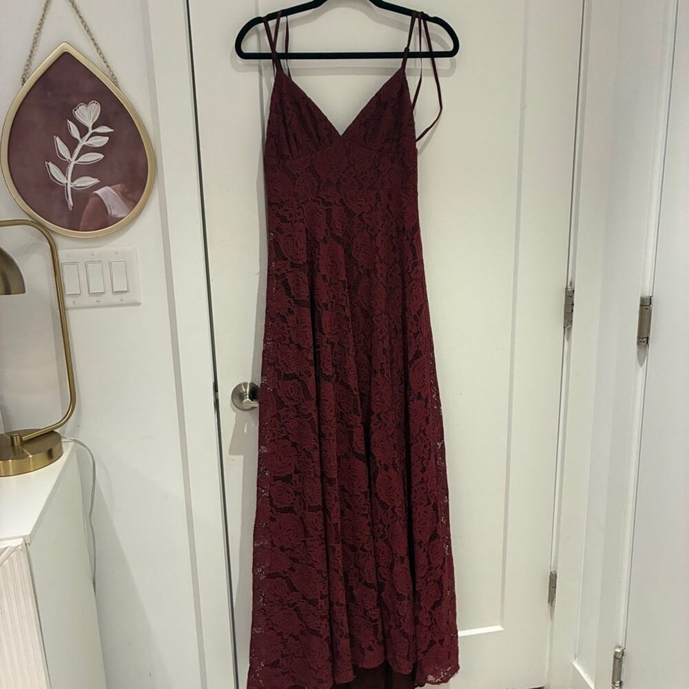Fame and Partners Burgundy Lace Gown Sz 8